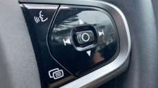 Volvo V60 2.0 B4P Plus Dark 5dr Auto [7 speed] Petrol Estate